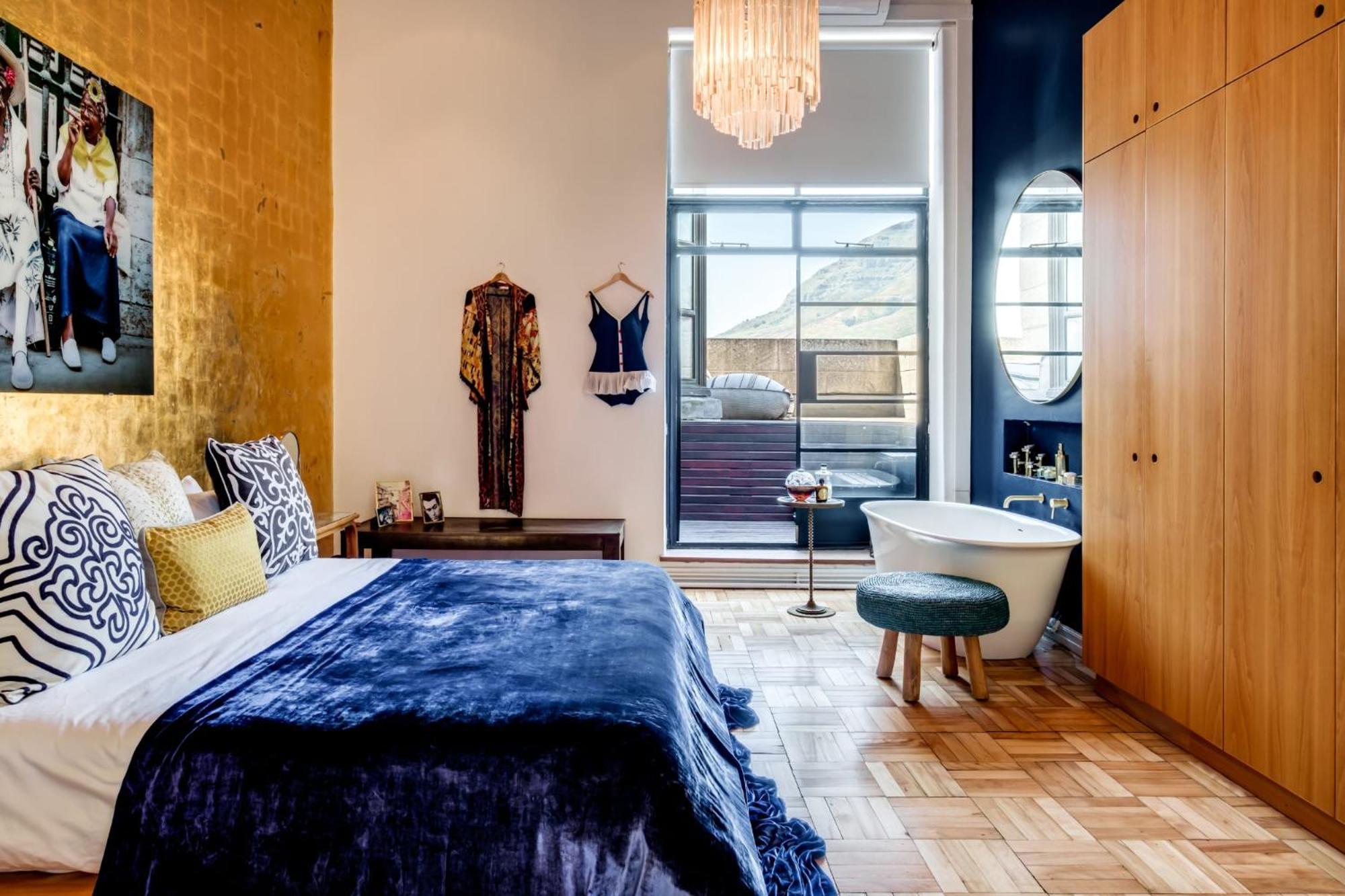 Splendid Art Deco Loft In The Heart Of *